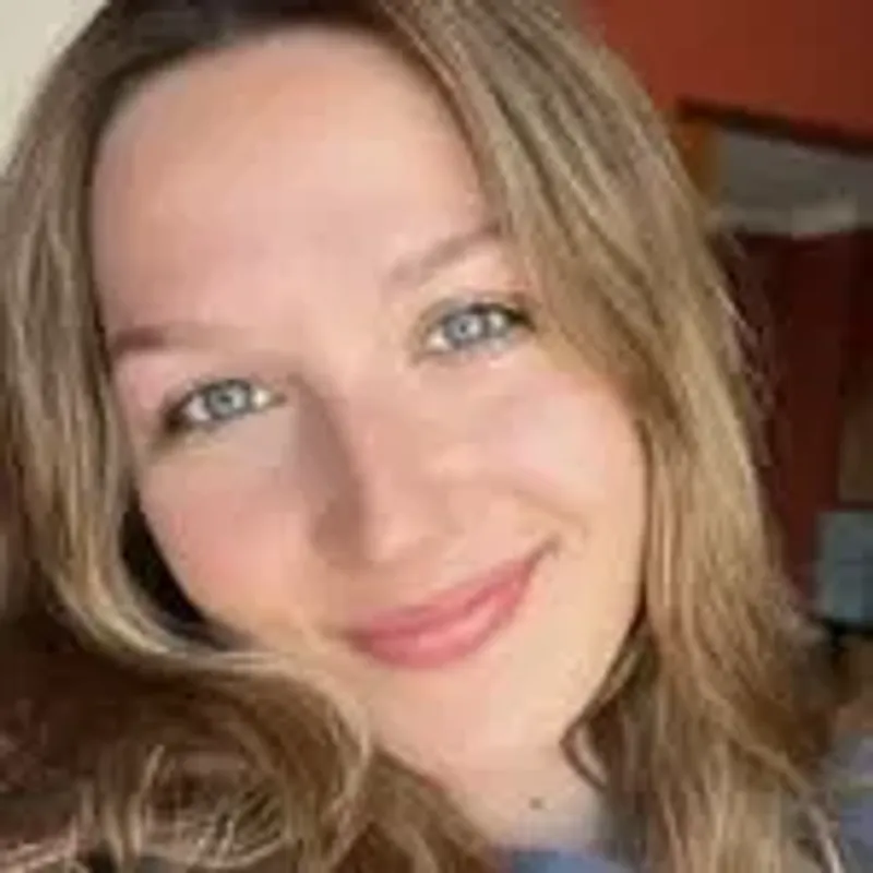 nicole_antoniou