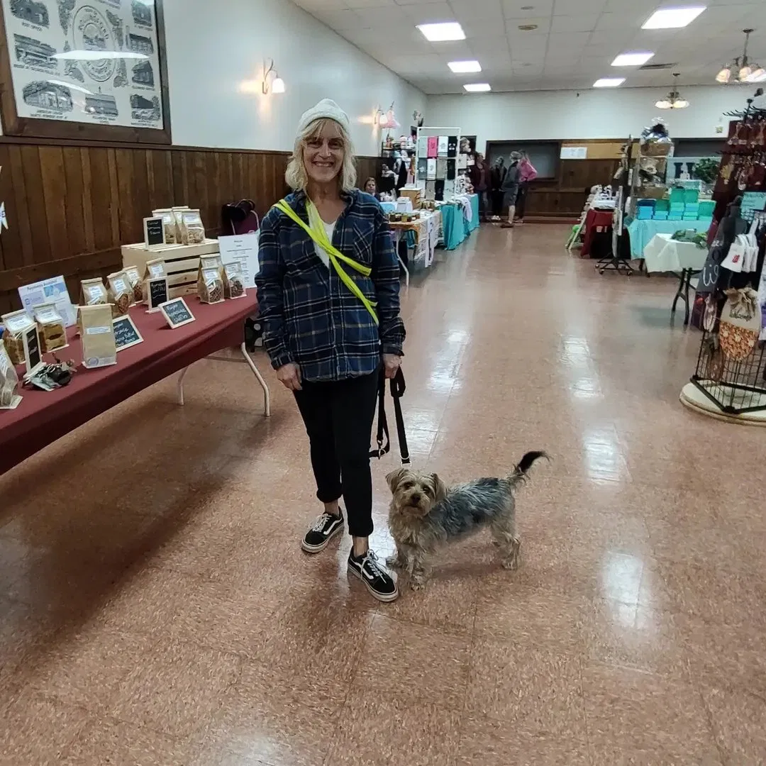April McLeod • Dog Walker • Pet Sitter • Trainer