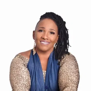 IamStephanie B Green