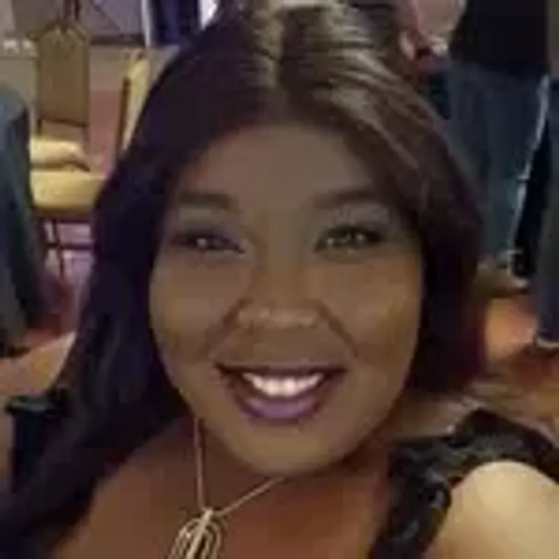 naomie_brea_official
