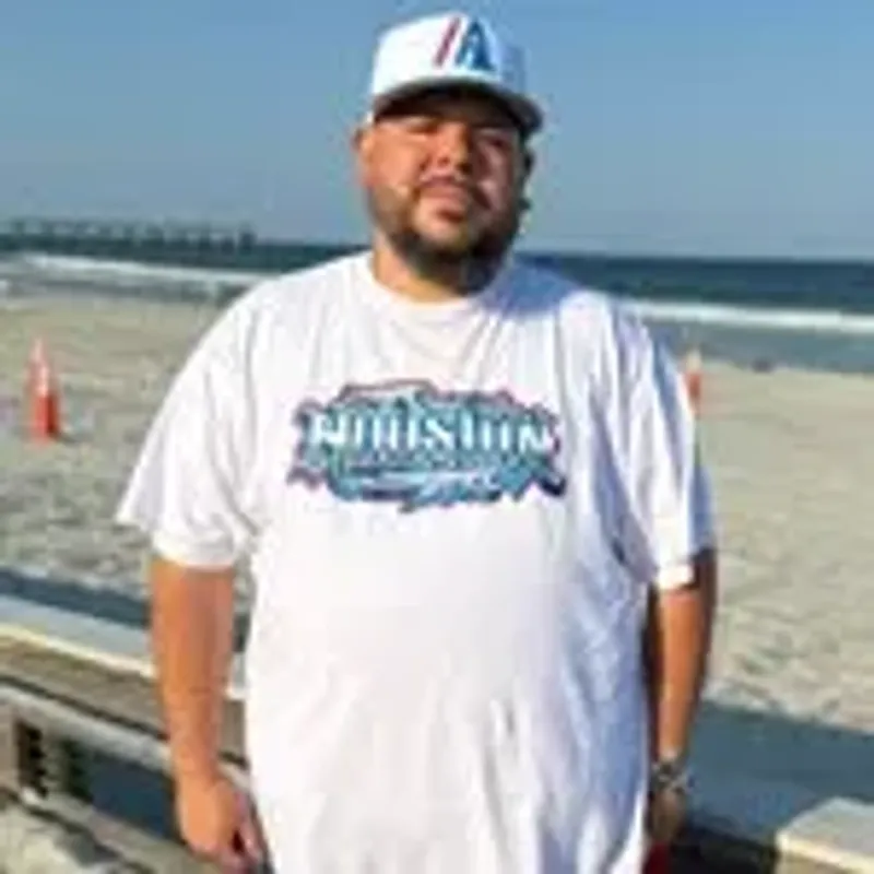 poochy_big_caz