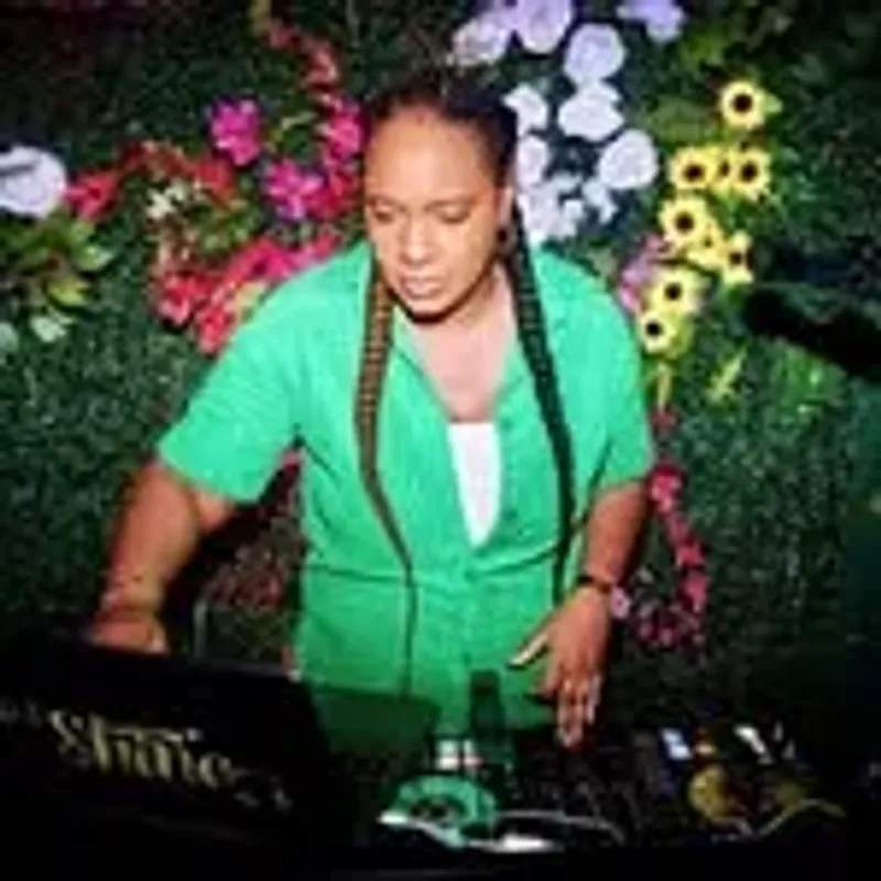 shinethedeejay