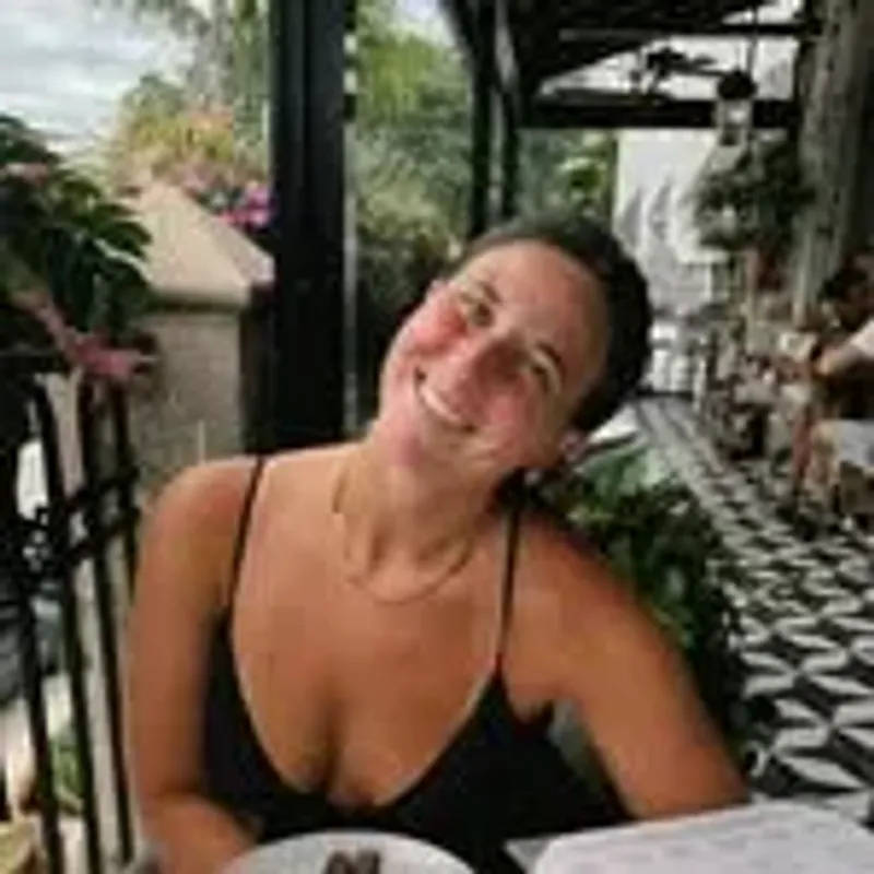 @feastytravels