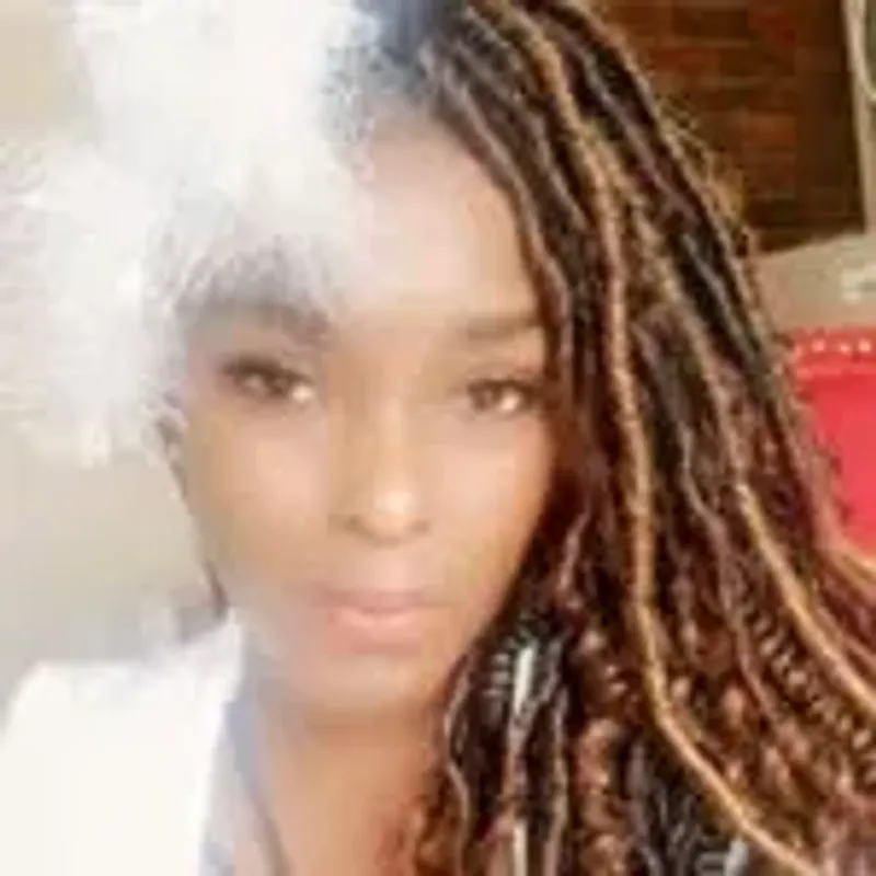 eboni7321