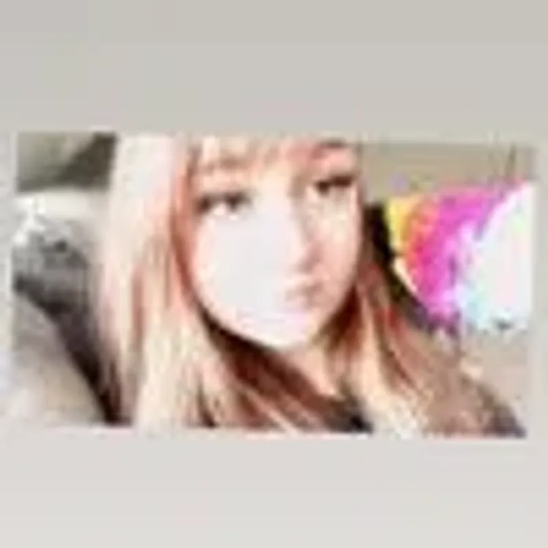 ellie_h998
