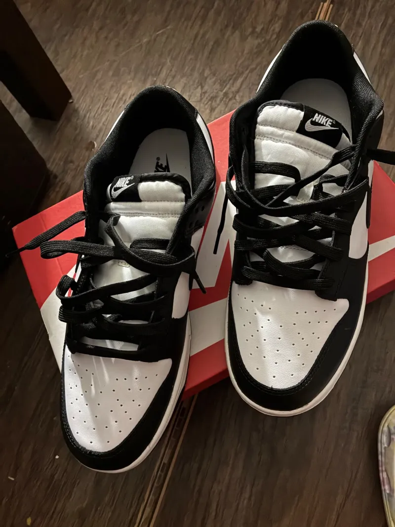 Pre-Owned Shoe Sales