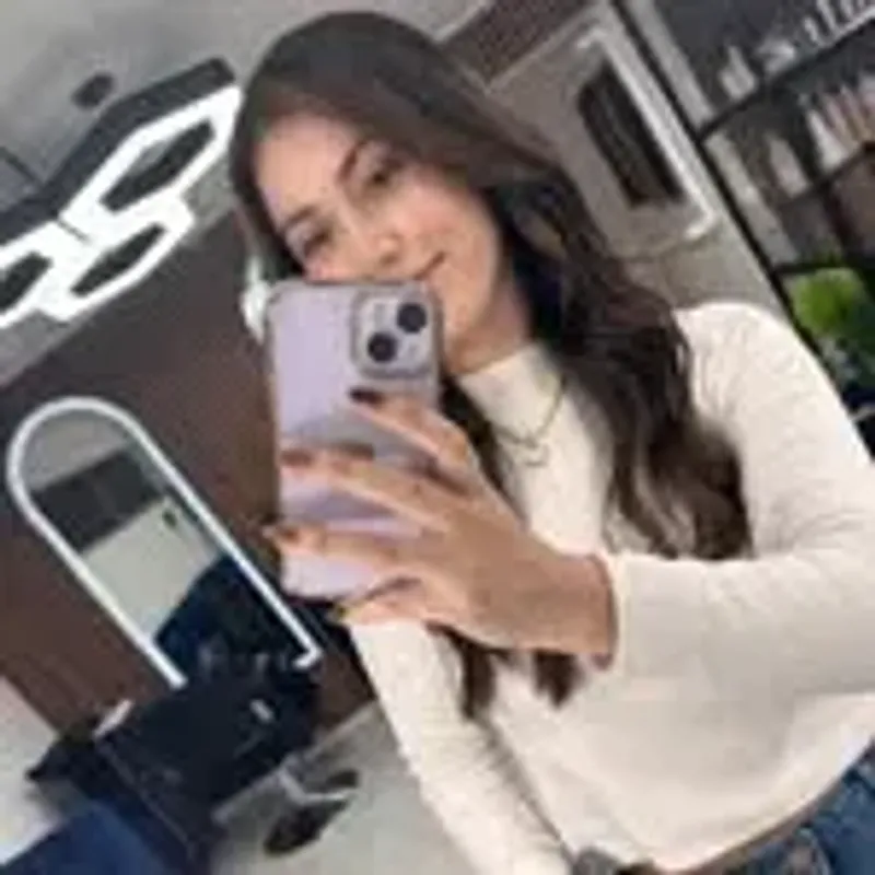 valeee_romo