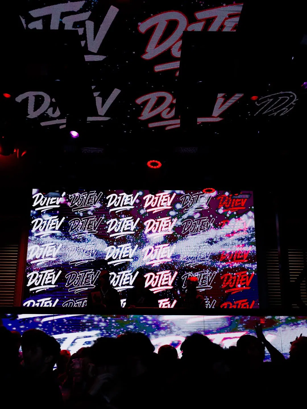 Celebrity DJ Services