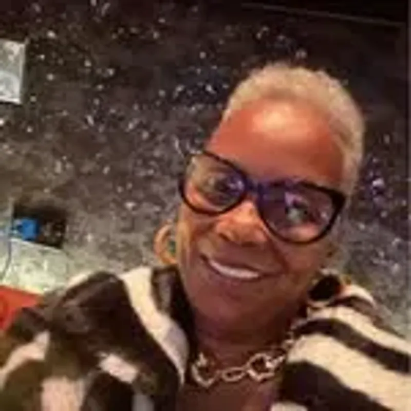 carmenwoods7710