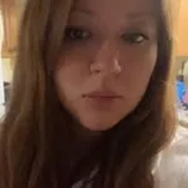 stefani8581