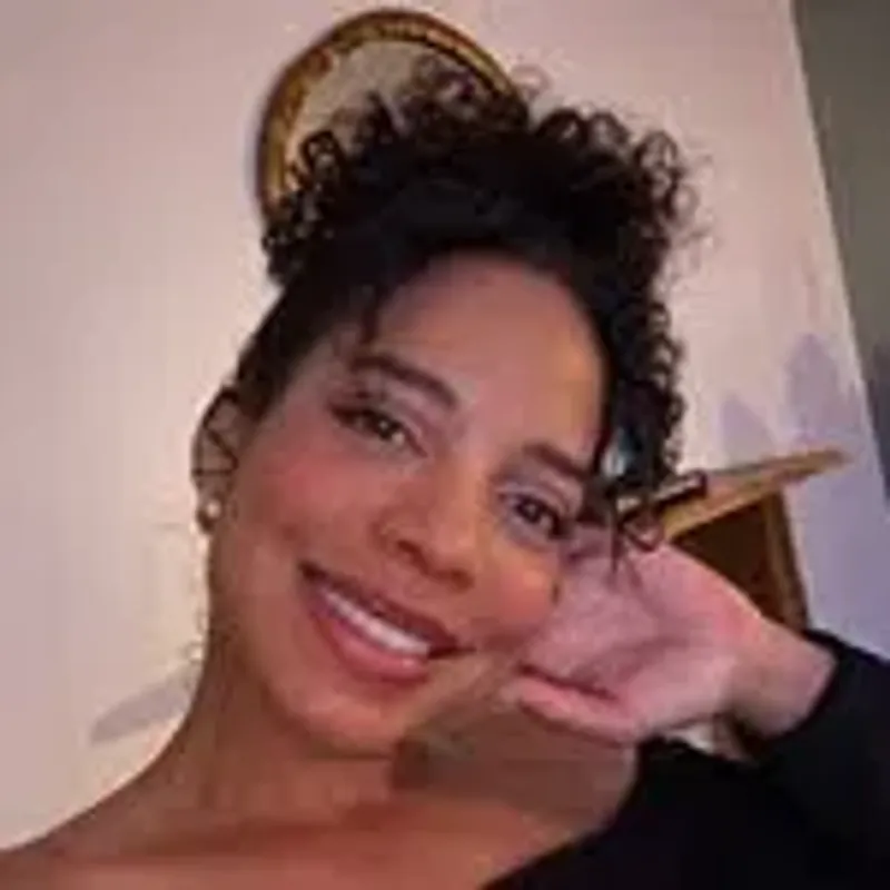 shesocurly