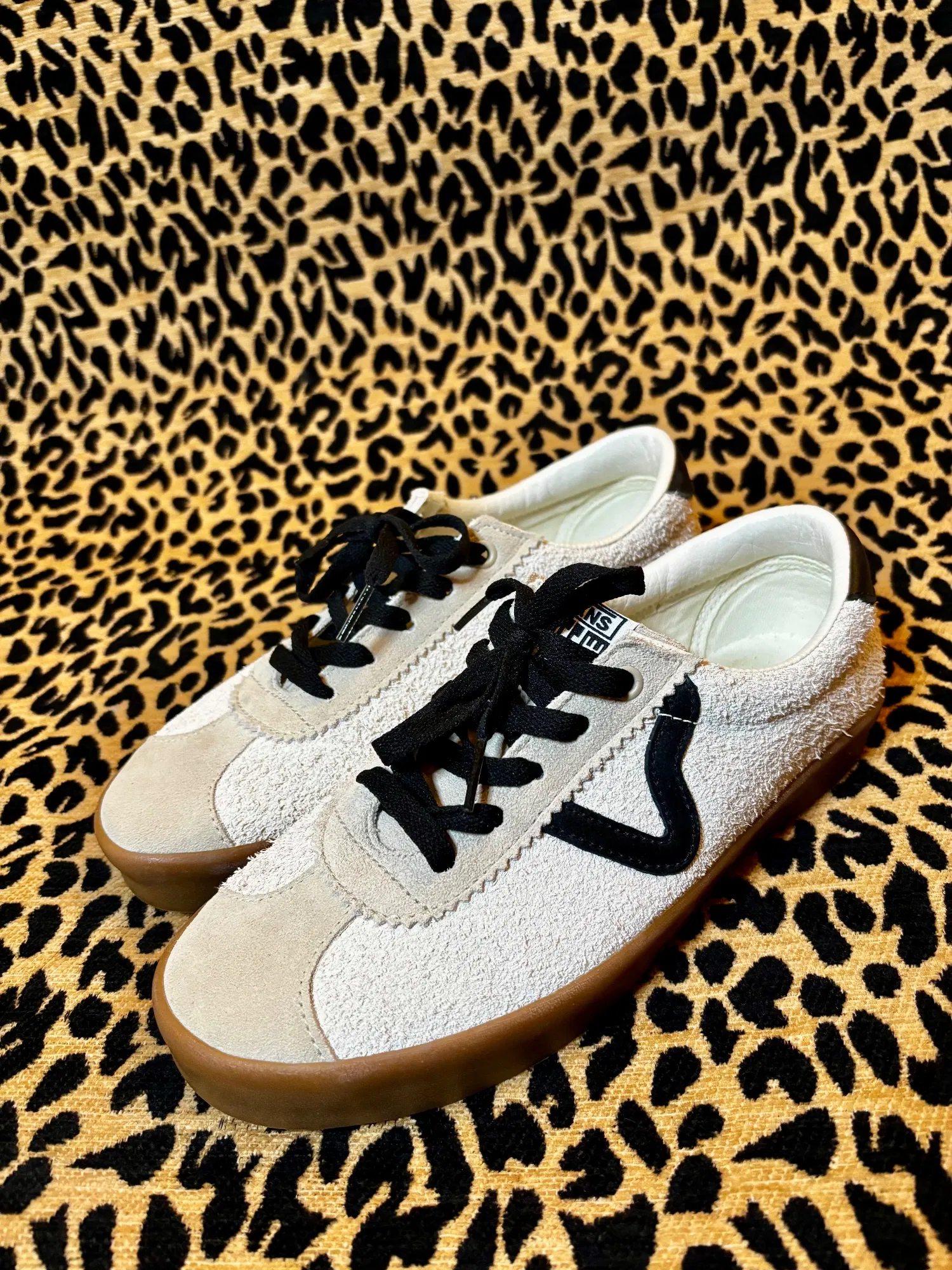Pre-Loved Fashion Drops
