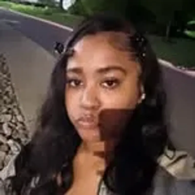 girlwiththeuglylaugh_