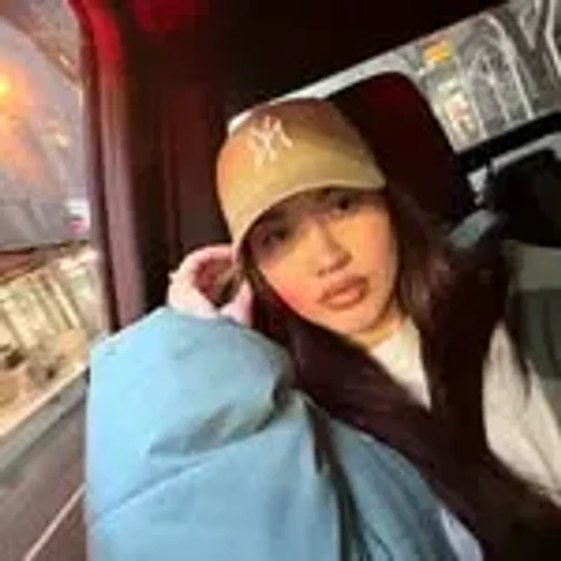 leahhhmealoooneeee