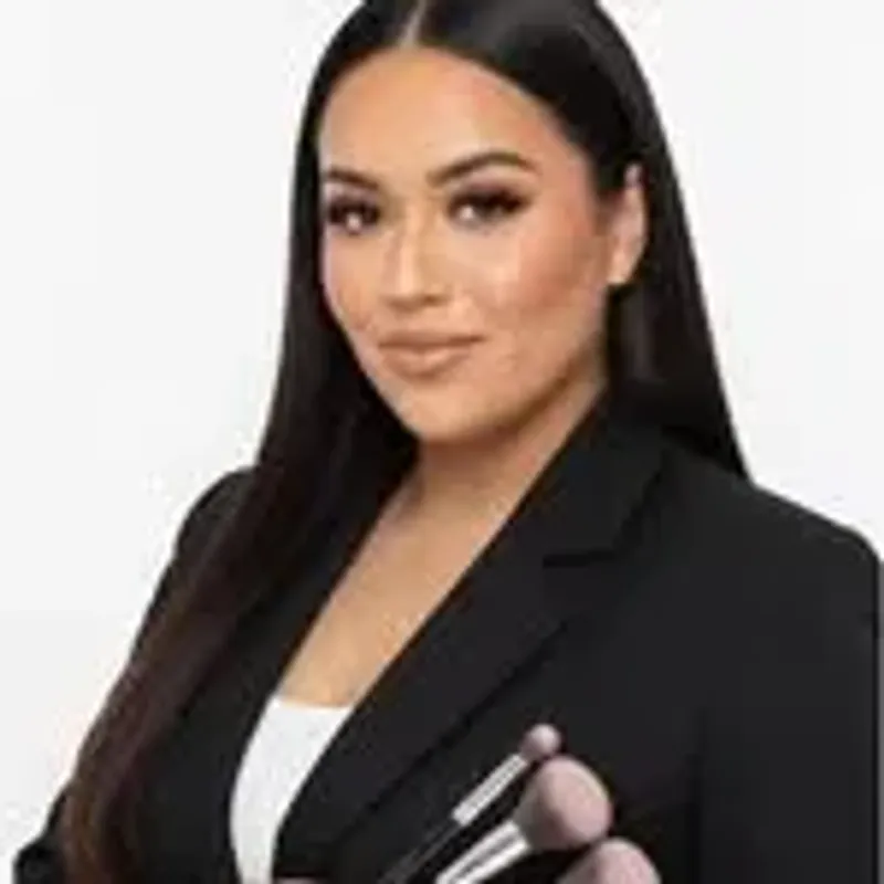 @_jackiesbeauty