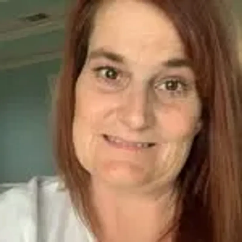 nikkikay1972