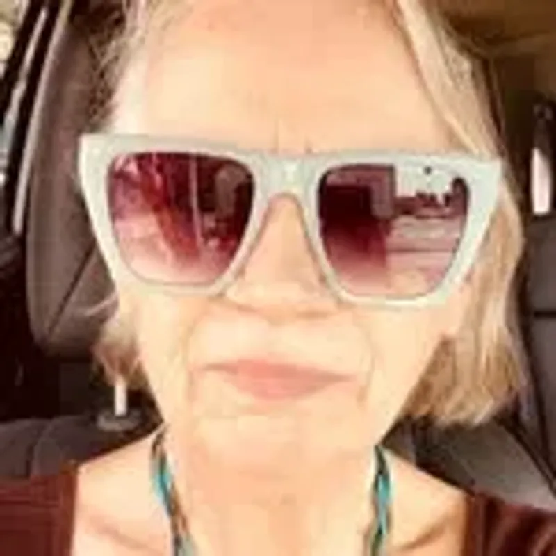 @bette.hiltz