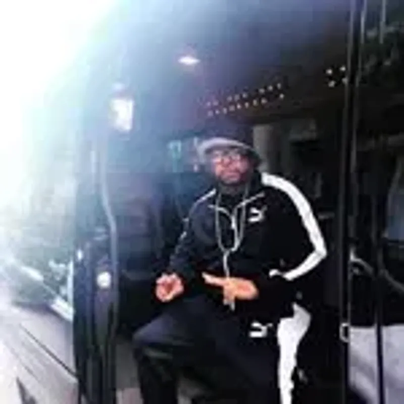 @lamar_montgomery_