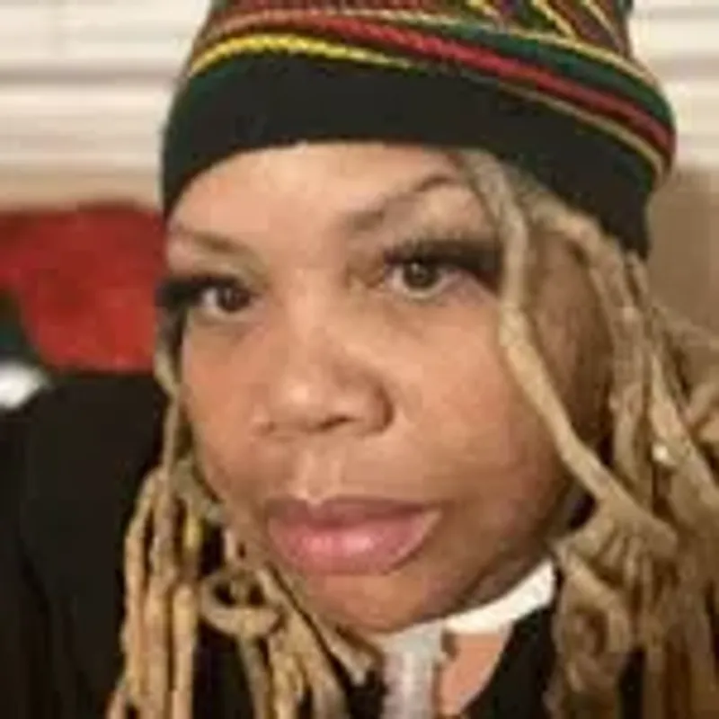 queen.b_nice