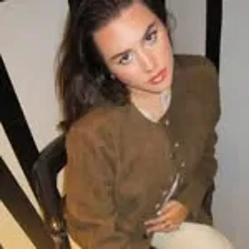 isabellaarivas