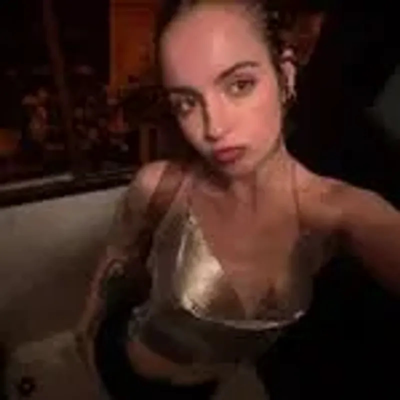 paige.westonn