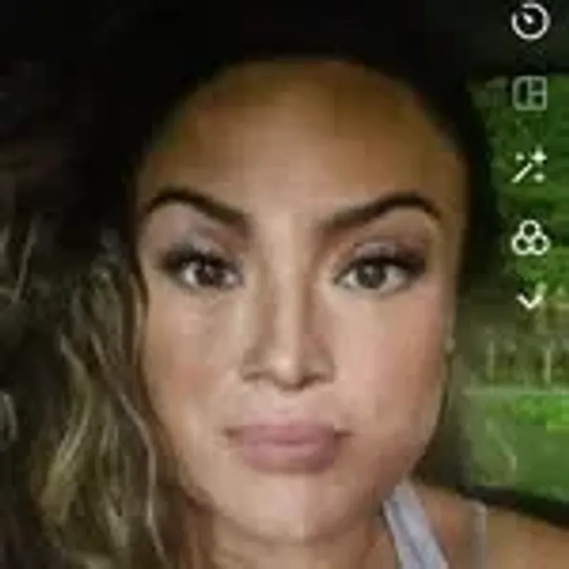 jenpaola2328