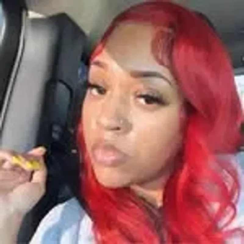 laid_bylashae01