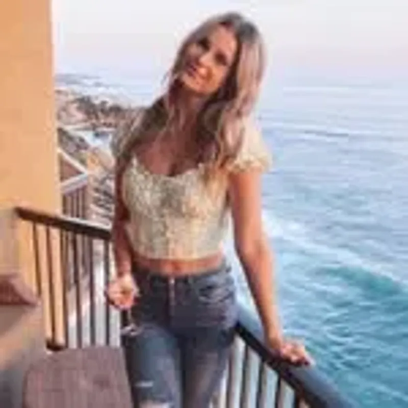 alexistrolan2