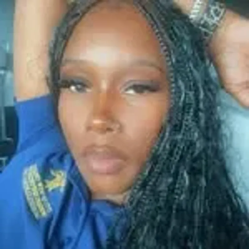 queen__deeee