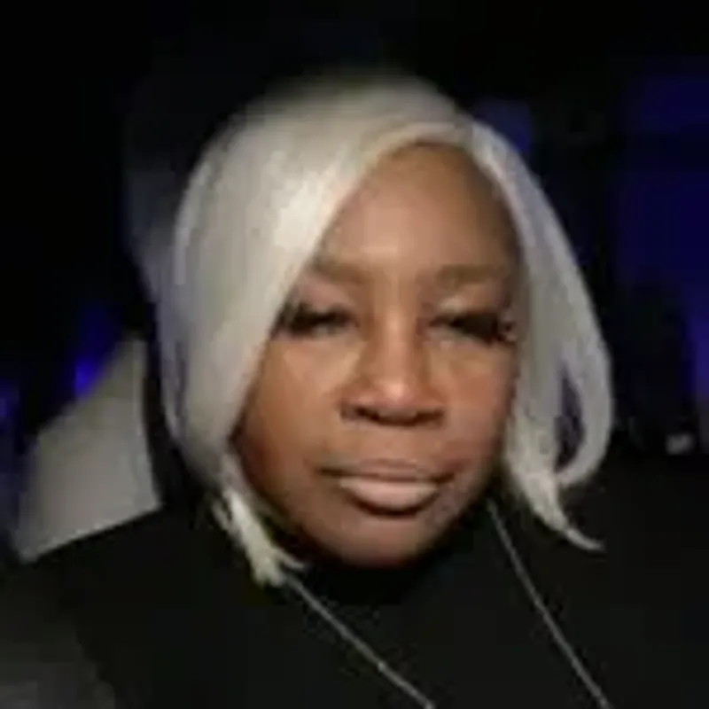 nikkiinicholee