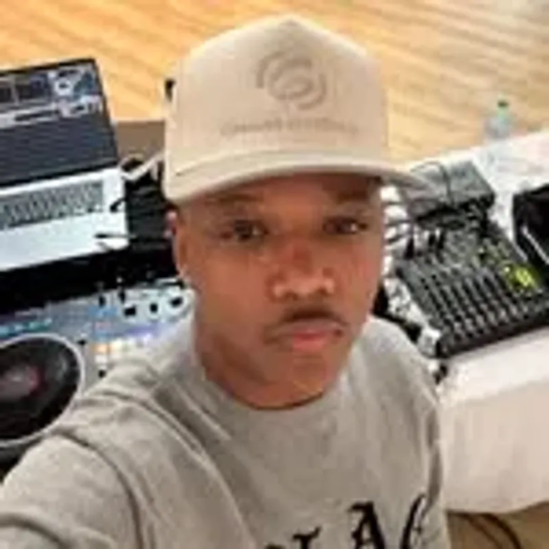 one2_dj